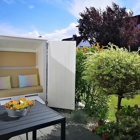 Butze Ferienapartment Mit Terrasse & Wlan & Parkplatz * Büsum