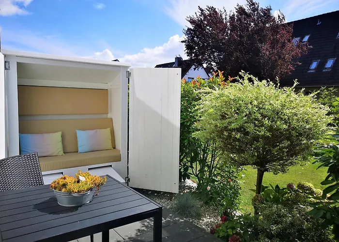 Butze Ferienapartment Mit Terrasse & Wlan & Parkplatz * Büsum