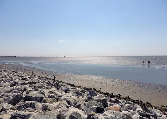 Butze Ferienapartment Mit Terrasse & Wlan & Parkplatz